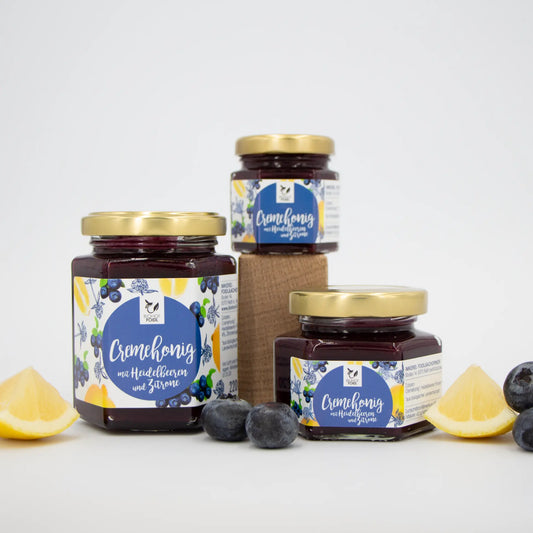 Cremehonig mit Moosbeeren uns Zitrone